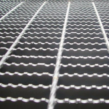 Anti slip grating floor